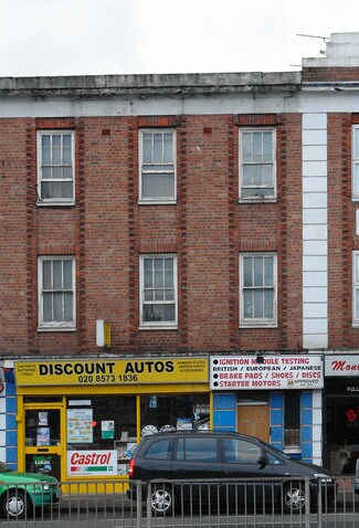 Plus de détails pour 845 Uxbridge Rd, Hayes - Commerce de détail à louer