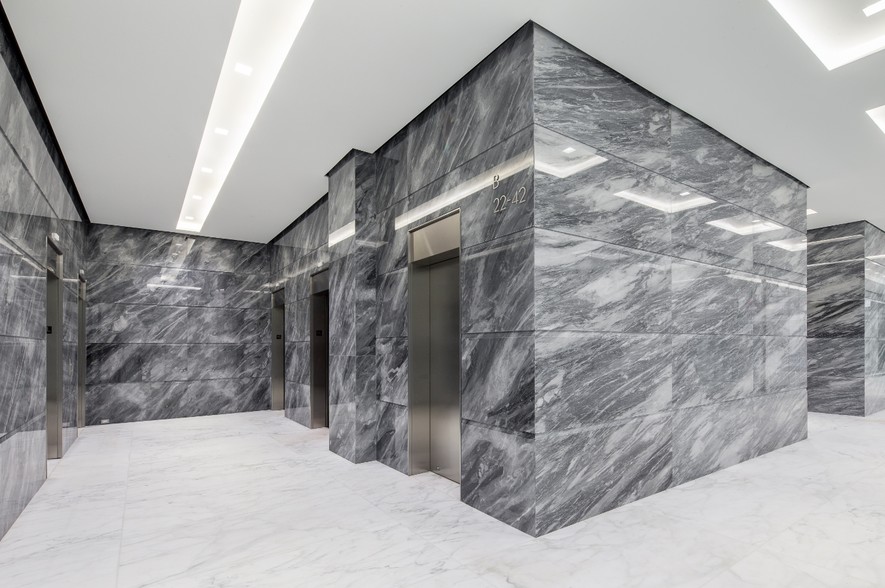 1450 Broadway, New York, NY for lease - Lobby - Image 3 of 14