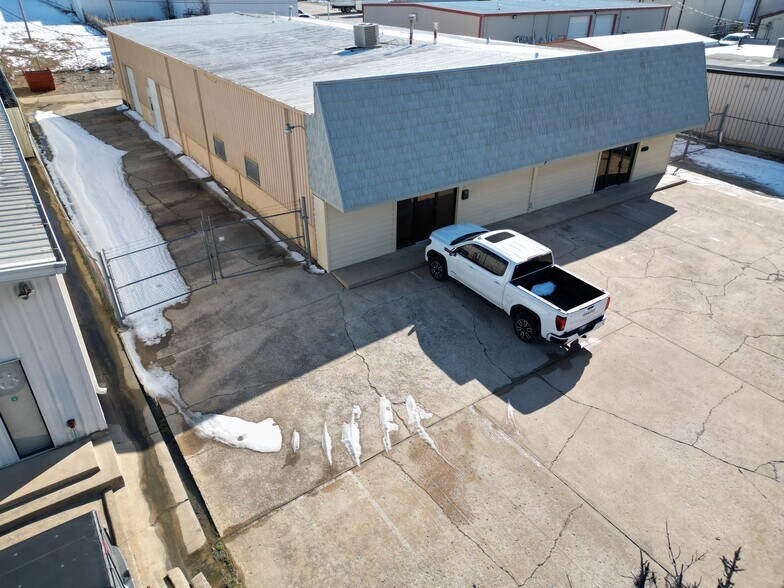 165 S 122nd Ave, Tulsa, OK à vendre - Photo du bâtiment - Image 3 de 18