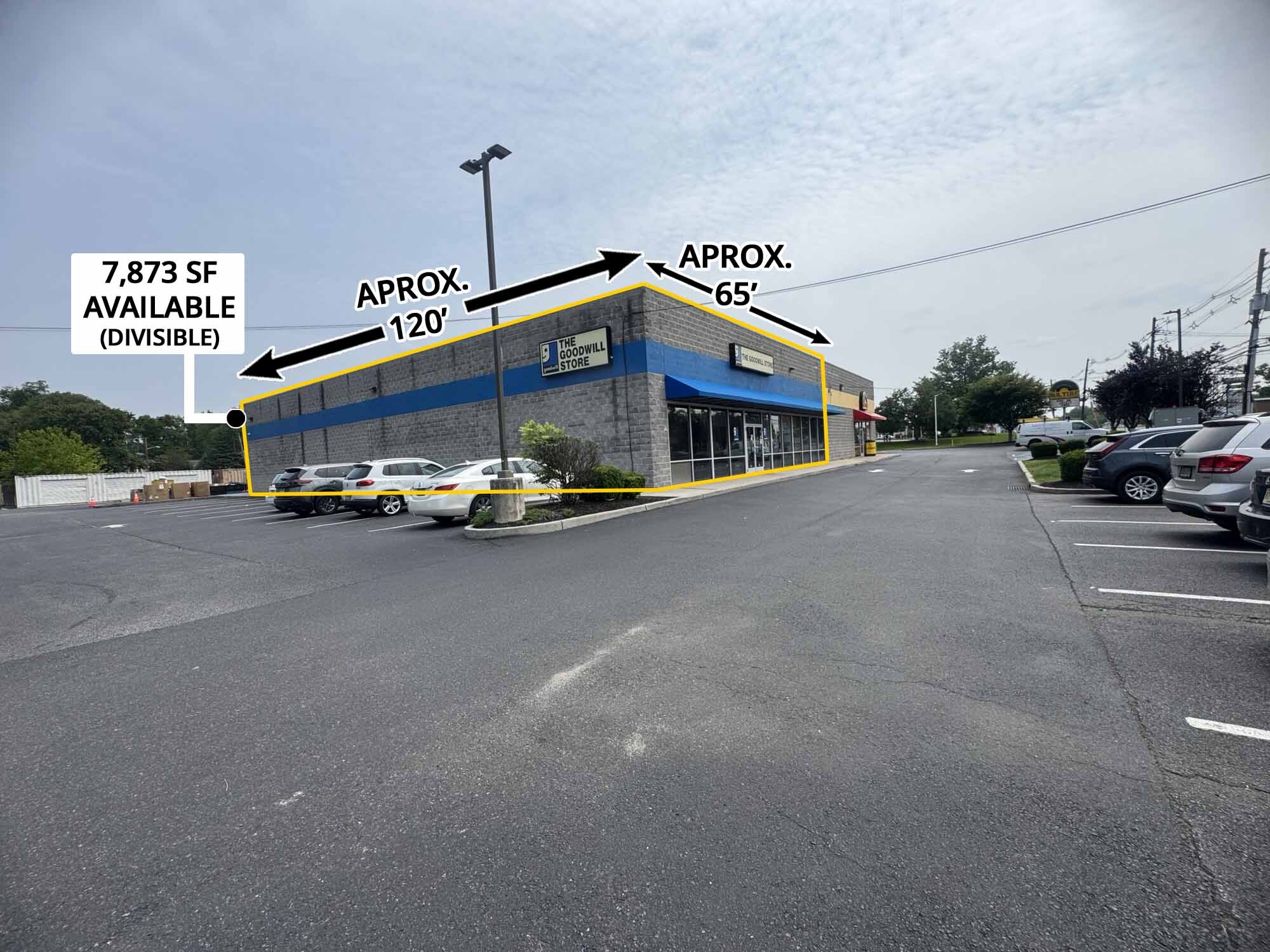 832 Mantua Pike, Woodbury Heights, NJ à louer Photo du bâtiment- Image 1 de 7