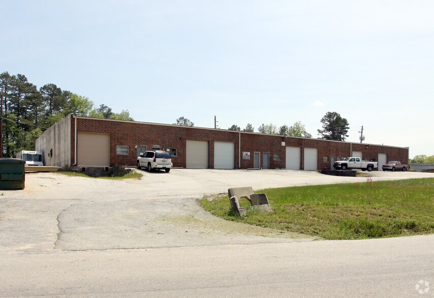 2182 Coffee Rd, Lithonia, GA à louer - Photo du bâtiment - Image 2 de 2