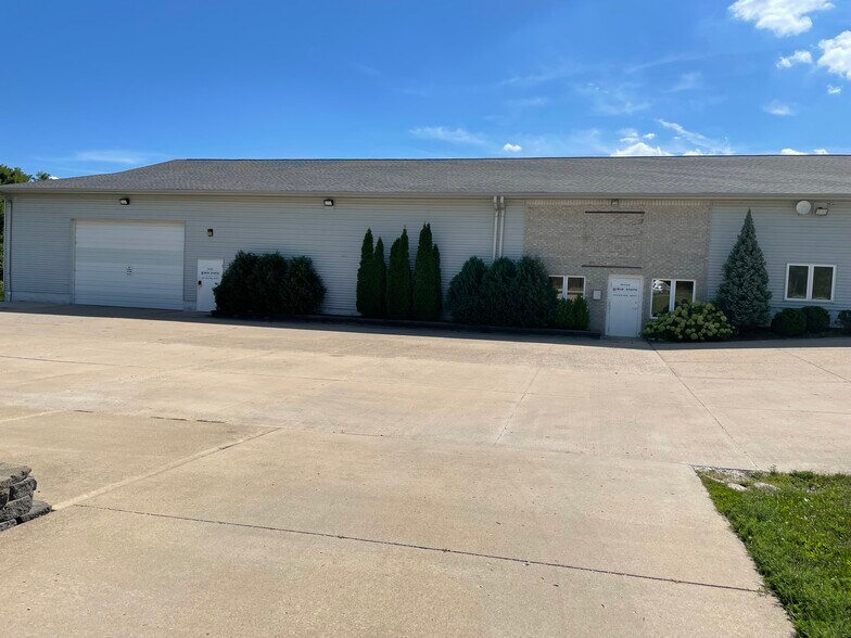 2914 Alta Ln, Peoria, IL à louer - Photo du bâtiment - Image 1 de 10