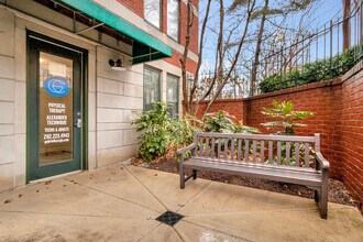 4601 Connecticut Ave NW, Washington, DC for lease Interior Photo- Image 1 of 16