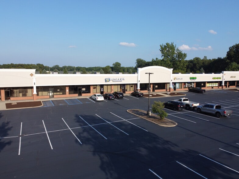 1100 N Mccord Rd, Toledo, OH à louer - Photo du bâtiment - Image 3 de 6