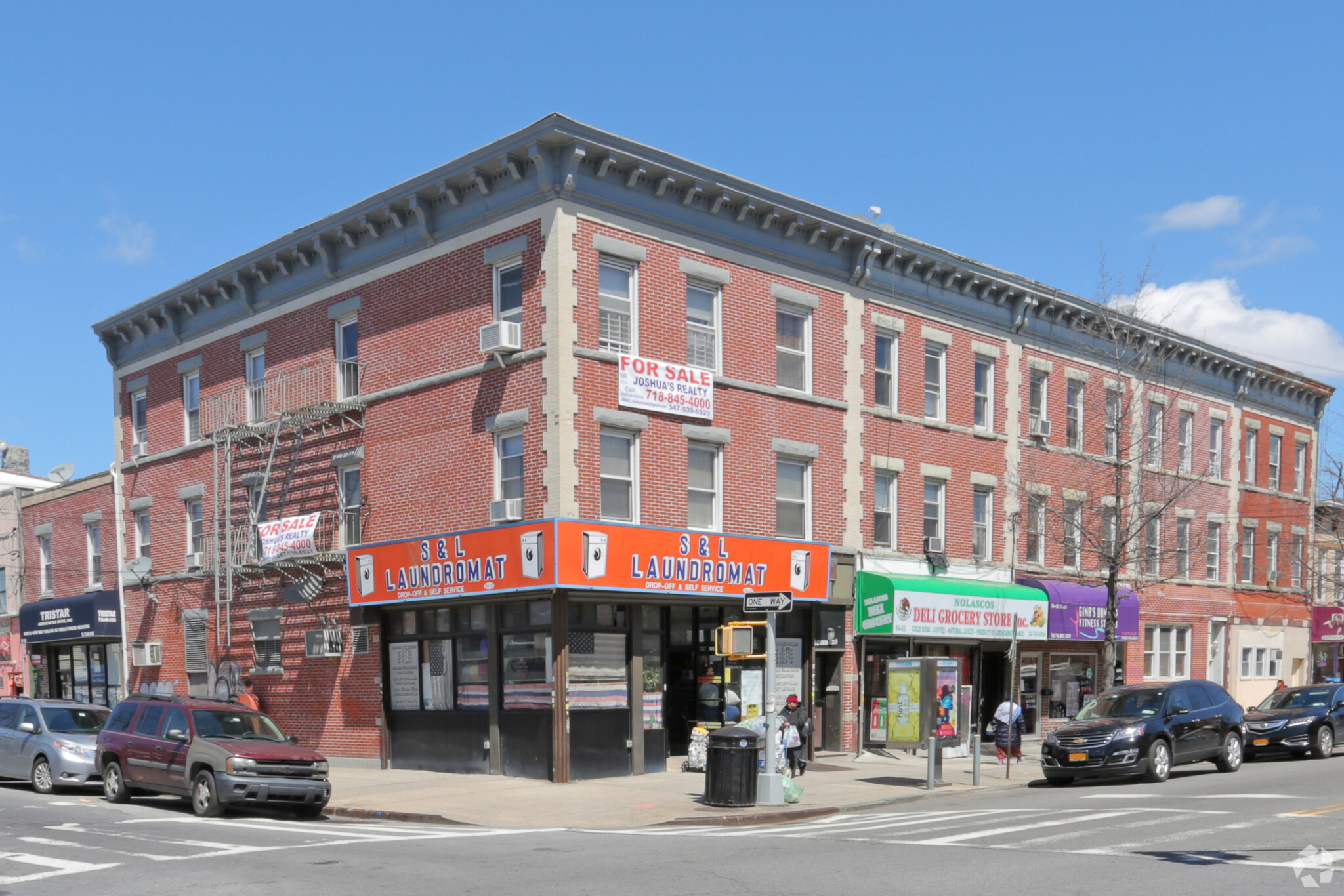 10401 101st Ave, Ozone Park, NY à vendre Photo principale- Image 1 de 1