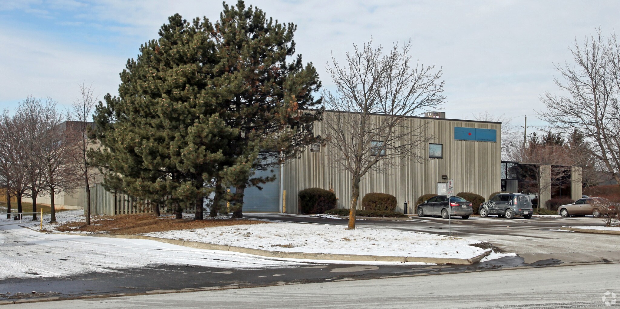 2 Lowry Dr, Brampton, ON for sale Primary Photo- Image 1 of 1