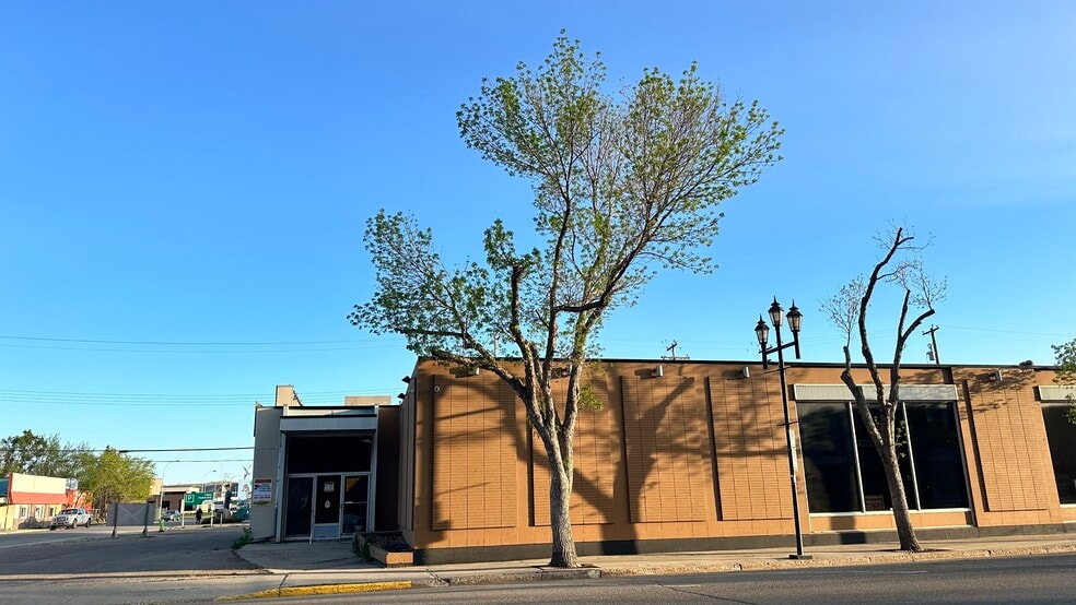95 3 Ave E, Drumheller, AB à louer - Photo du bâtiment - Image 1 de 1