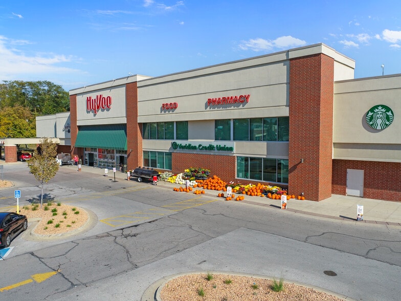 3321 SE 14th St, Des Moines, IA for lease - Building Photo - Image 2 of 12