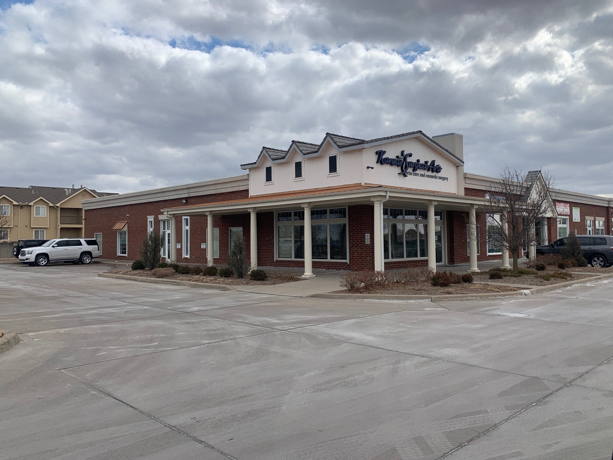 3460 N Ridge Rd, Wichita, KS for lease Building Photo- Image 1 of 12