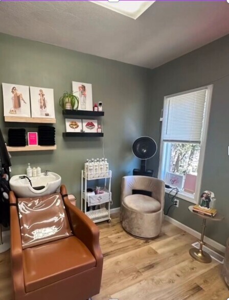 960 Tiogue Pl, Coventry, RI à louer - Photo du bâtiment - Image 2 de 14