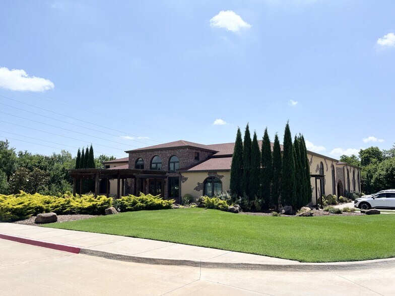 11200 N Eastern Ave, Oklahoma City, OK à vendre - Photo du bâtiment - Image 2 de 44