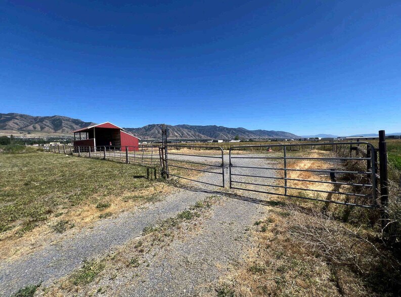 208 3600 N, Hyde Park, UT for sale - Other - Image 2 of 3