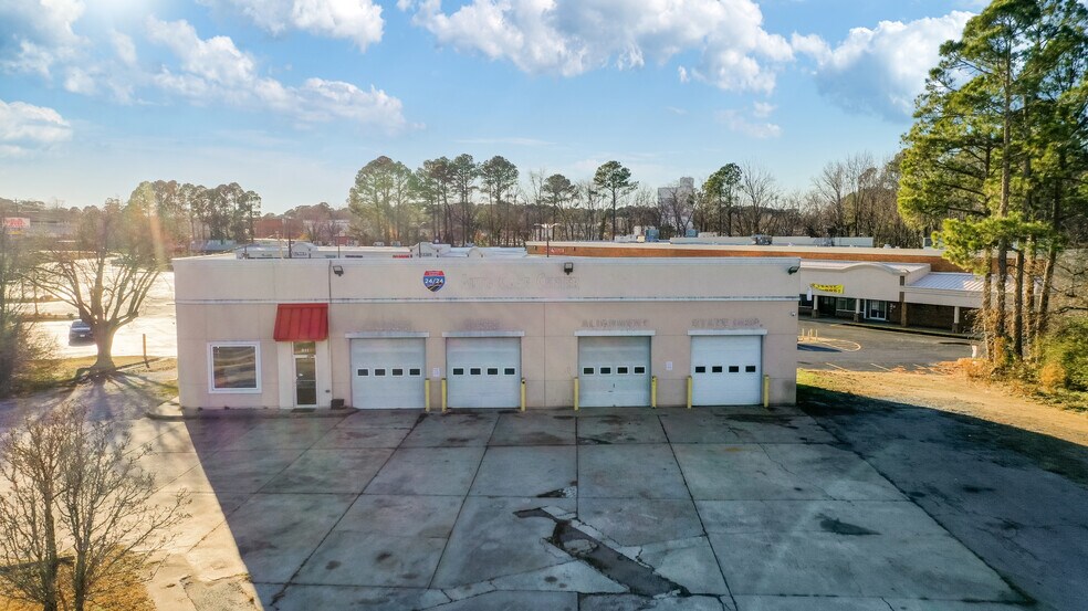 811 W Constance Rd, Suffolk, VA à vendre - Photo du bâtiment - Image 1 de 26