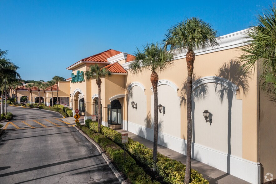 8787-8811 Tamiami Trl N, Naples, FL à louer - Photo du bâtiment - Image 1 de 15