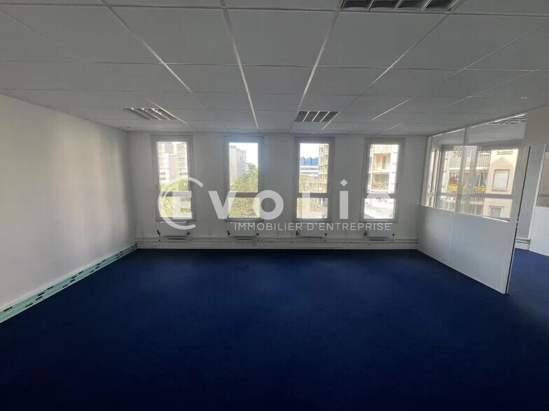 Bureau dans Noisy-le-Grand à louer - Photo intérieure - Image 2 de 8