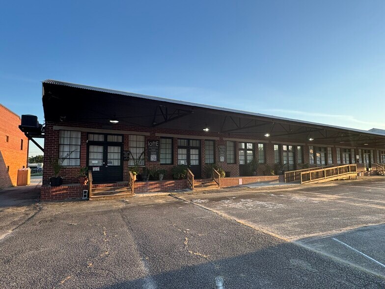 473 Hawthorne St, Macon-Bibb, GA à louer - Photo du bâtiment - Image 3 de 19
