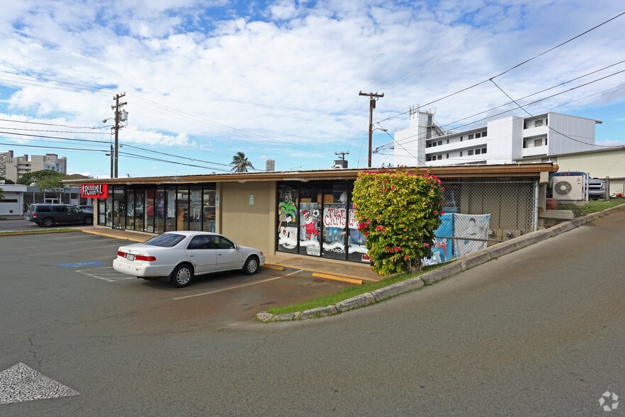 813-819 Kapahulu Ave, Honolulu, HI for lease - Building Photo - Image 3 of 16