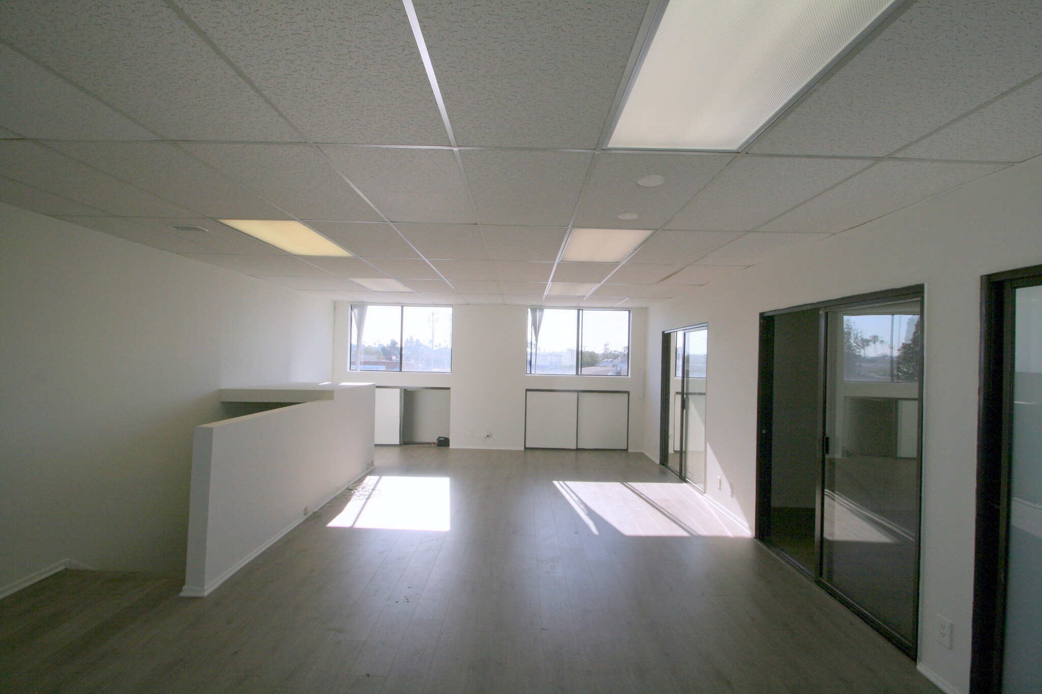 1526 14th St, Santa Monica, CA for lease Interior Photo- Image 1 of 2