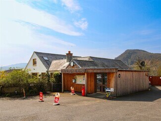 Plus de détails pour Contin Village Stores and 4 Bedroom House, Strathpeffer - Commerce de détail à vendre