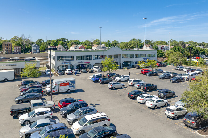 Grand Boulevard Plaza - Services immobiliers commerciaux