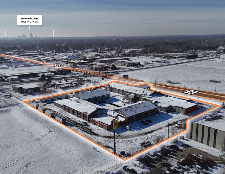 4685 NE 14th St, Des Moines, IA à vendre - Photo du bâtiment - Image 2 de 32