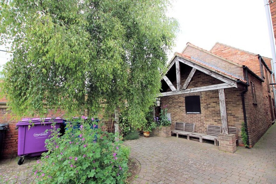 8A, 8B & 8C Queen St, Market Rasen à vendre - Photo du bâtiment - Image 2 de 2