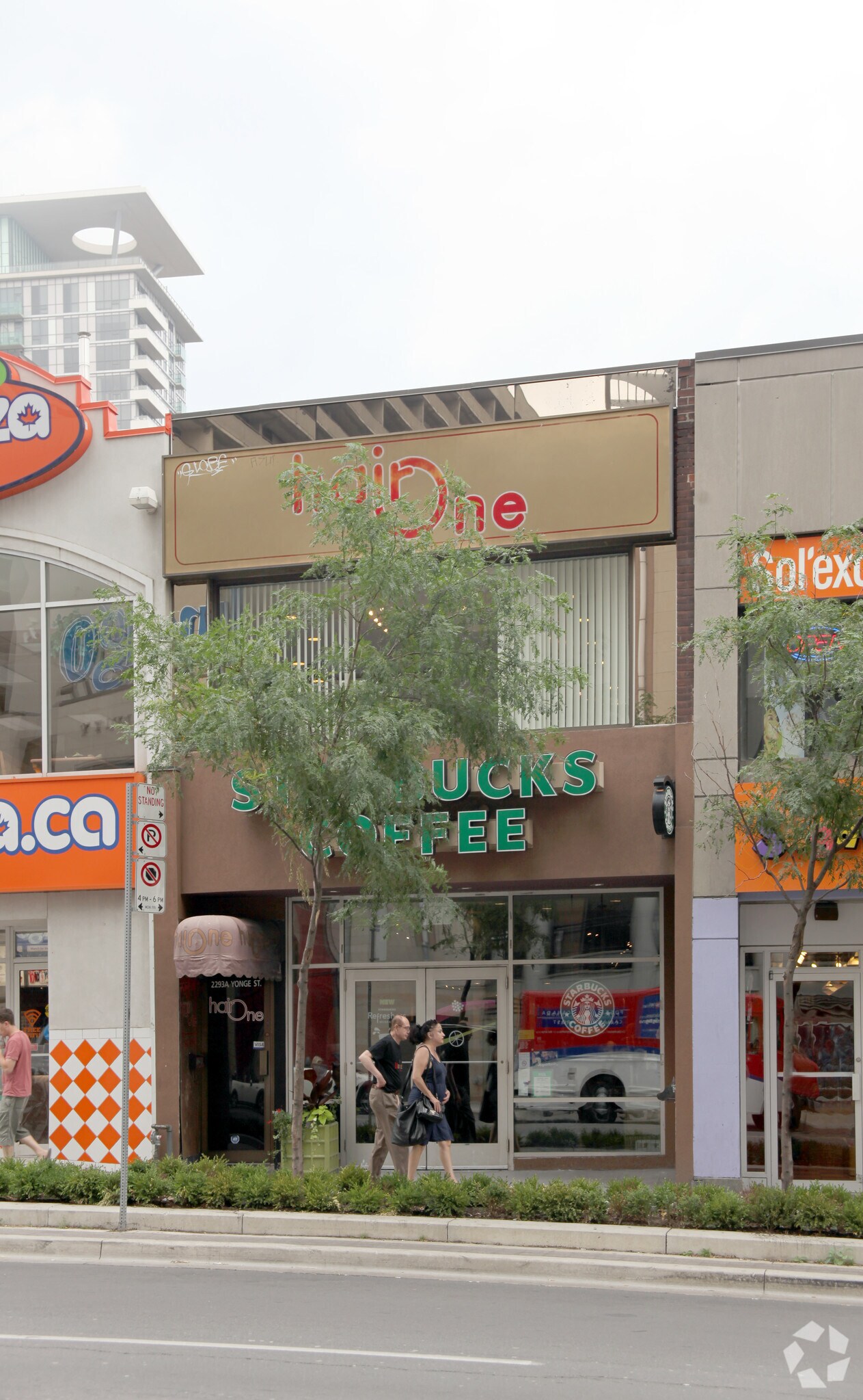 2293 Yonge St, Toronto, ON à vendre Photo principale- Image 1 de 1