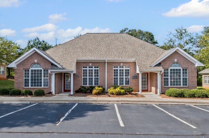 1600-1602 Abbey Ct, Alpharetta, GA à vendre - Photo du bâtiment - Image 1 de 26