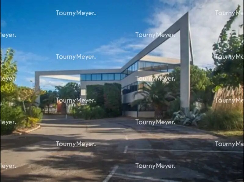 Office in Mauguio for lease Building Photo- Image 1 of 7