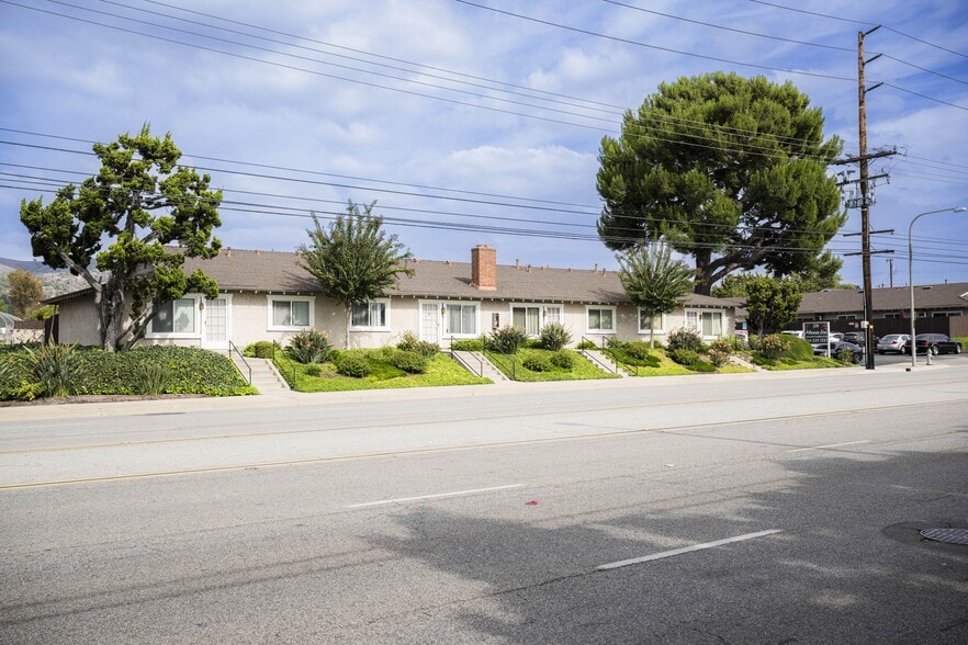 319 W Lambert Rd, Brea, CA for sale - Building Photo - Image 3 of 22