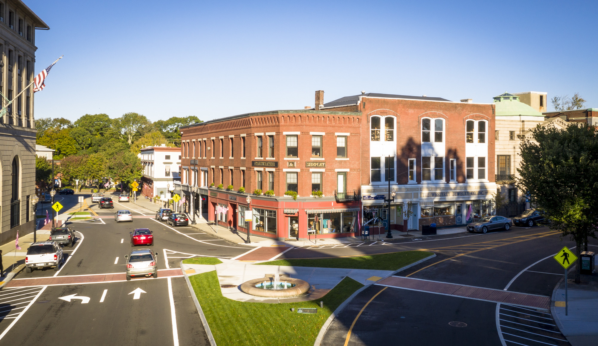 16 Broad St, Westerly, RI à vendre Autre- Image 1 de 1