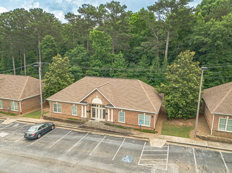 155 Bankers Blvd, Monroe, GA for sale - Building Photo - Image 2 of 23