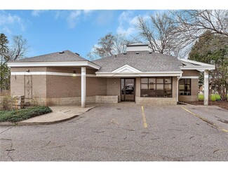 More details for 26 2nd Ave NW, Saint Joseph, MN - Office for Sale