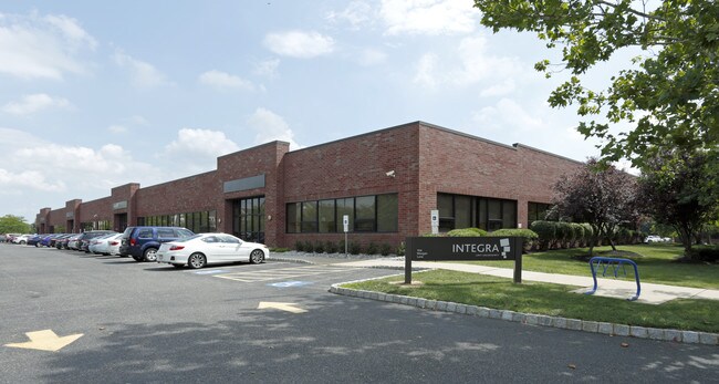 Plus de détails pour 104 Morgan Ln, Plainsboro, NJ - Flex à vendre