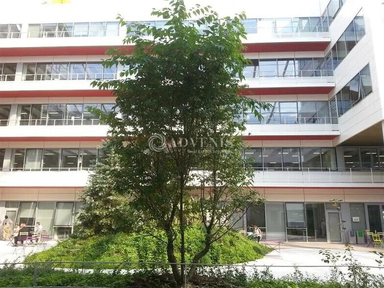 Bureau dans Clamart à louer - Photo du bâtiment - Image 2 de 9