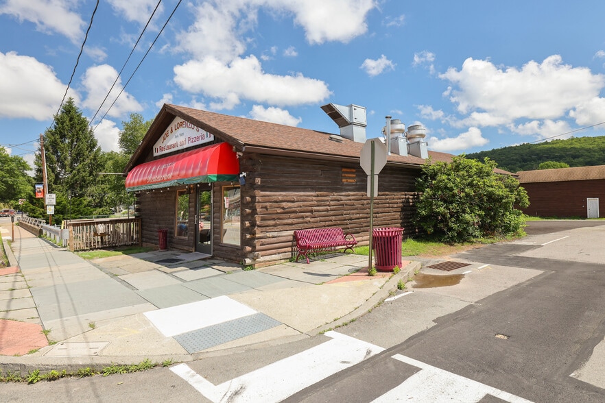 121 Main Ave, Hawley, PA for sale - Building Photo - Image 3 of 57