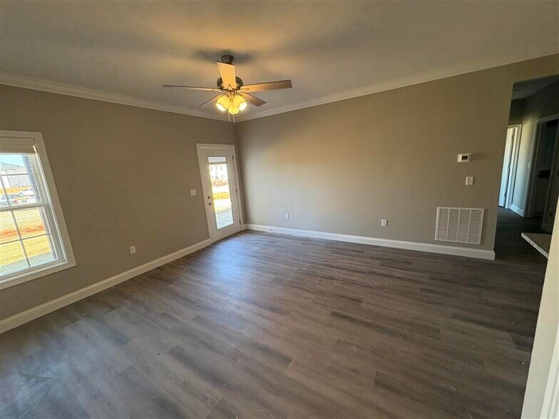 5150 Bakers Spring St, Bowling Green, KY à vendre - Photo intérieure - Image 3 de 7