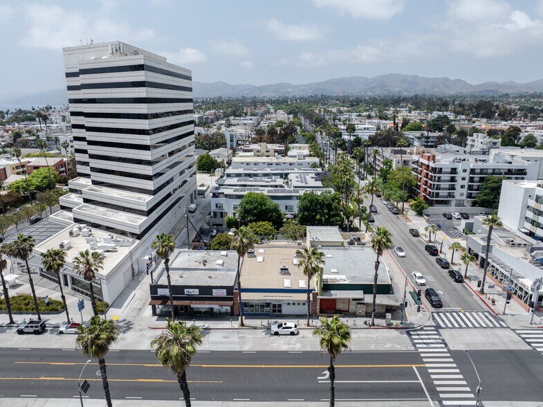 427 Wilshire Blvd, Santa Monica, CA à vendre - Photo du bâtiment - Image 2 de 6