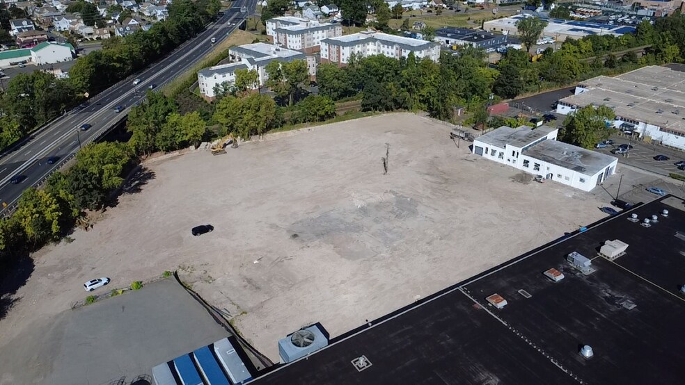 125 N 5th St, Saddle Brook, NJ à louer - Aérien - Image 3 de 8