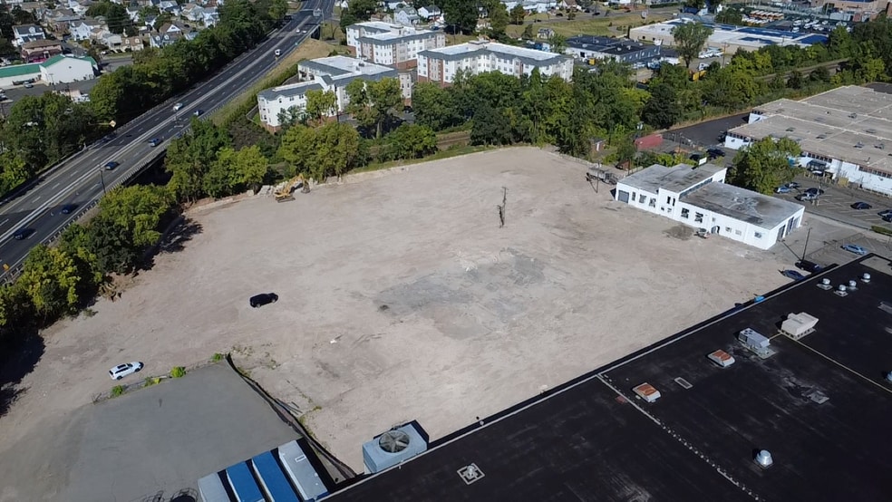 125 N 5th St, Saddle Brook, NJ à louer - Aérien - Image 3 de 8