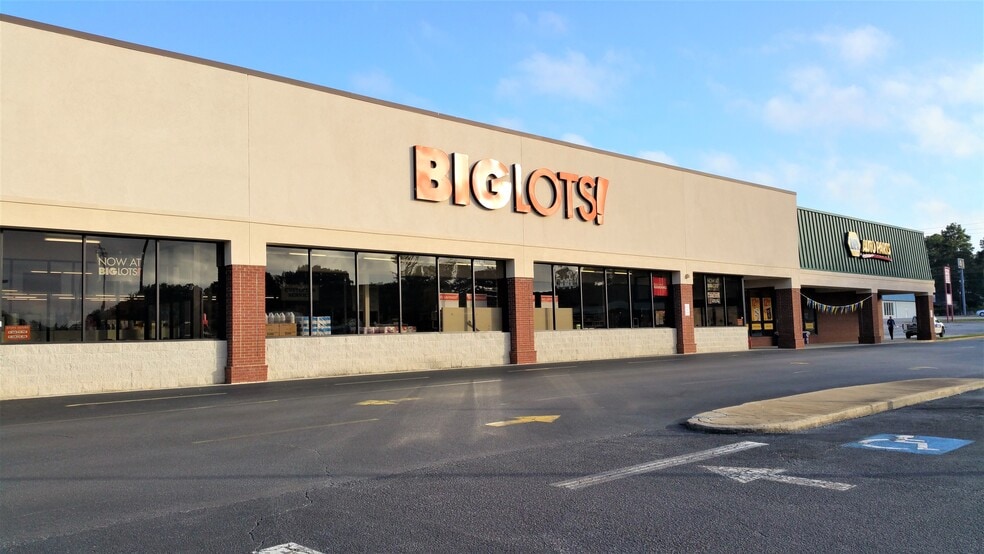 6169 Saint Andrews Rd A&B, Columbia, SC for lease - Building Photo - Image 2 of 12