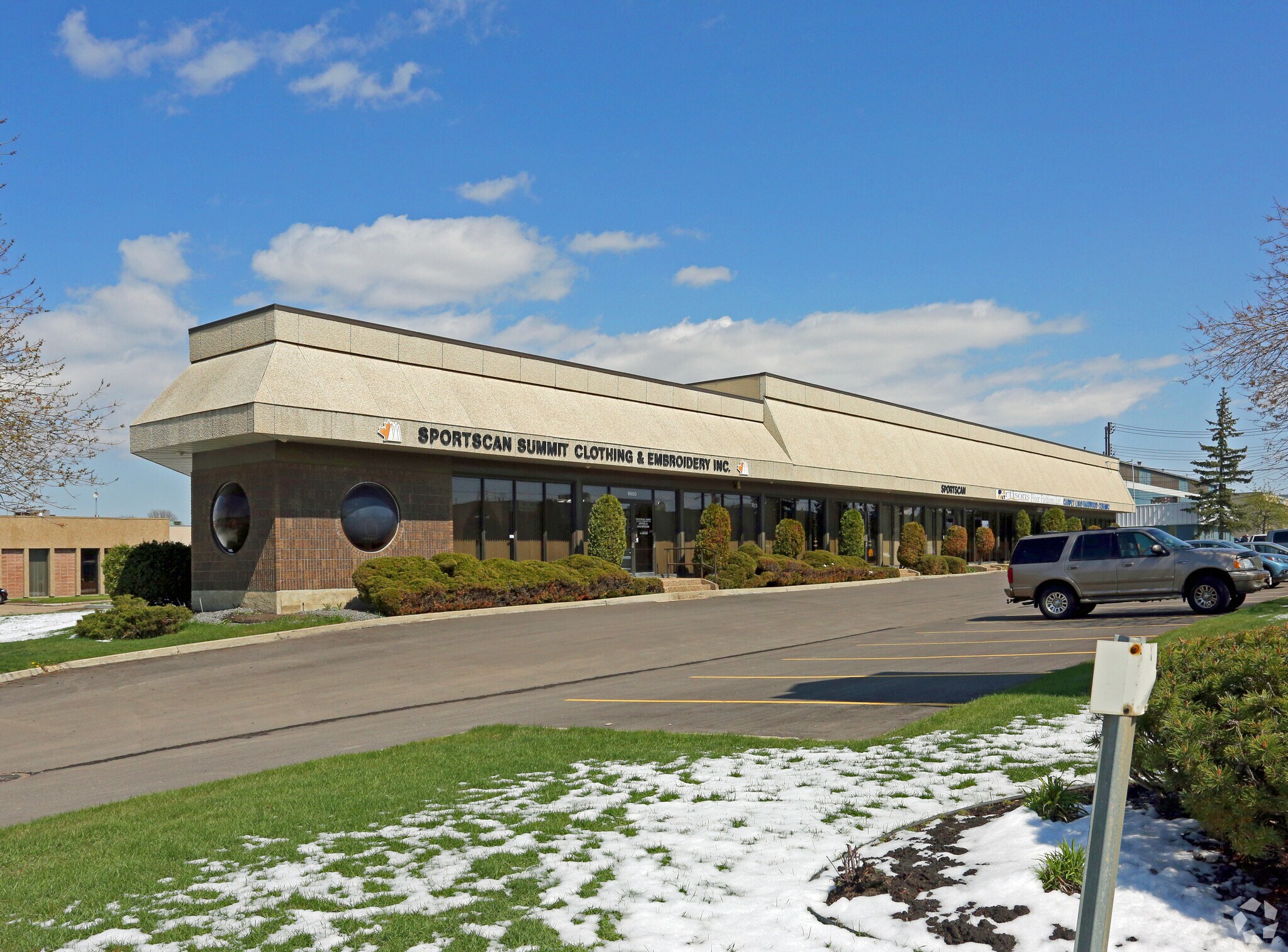 9850 45th Ave NW, Edmonton, AB for sale Primary Photo- Image 1 of 1