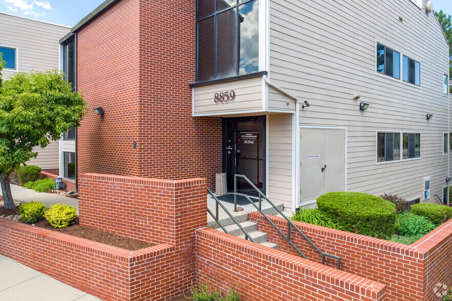 8853-8859 Fox Dr, Thornton, CO à louer - Photo du bâtiment - Image 3 de 25