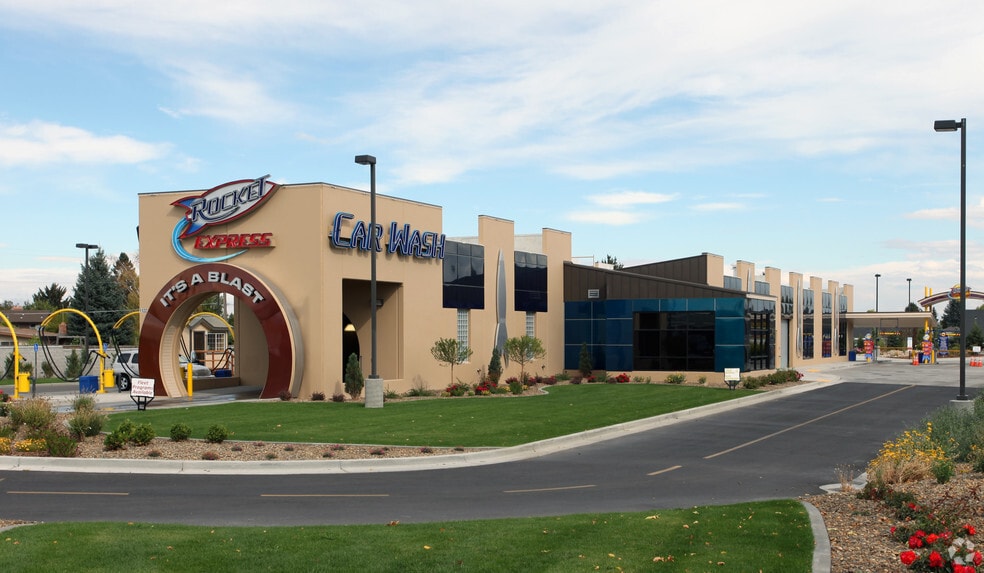 1122 Blue Lakes Blvd N, Twin Falls, ID for sale - Building Photo - Image 2 of 2