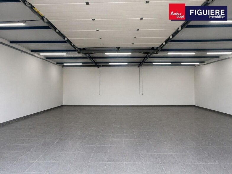 3130 Route Du Puy Sainte-Réparade, Aix-en-Provence for lease - Building Photo - Image 2 of 10