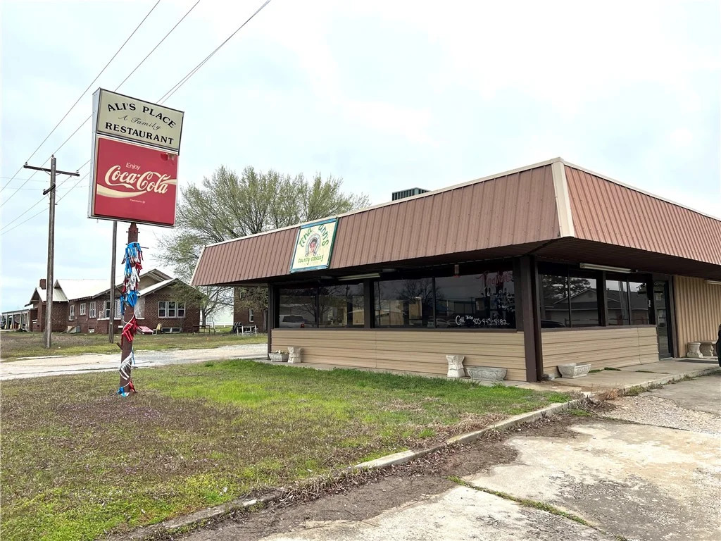 300 E Highway Hwy, Wetumka, OK for sale Primary Photo- Image 1 of 1