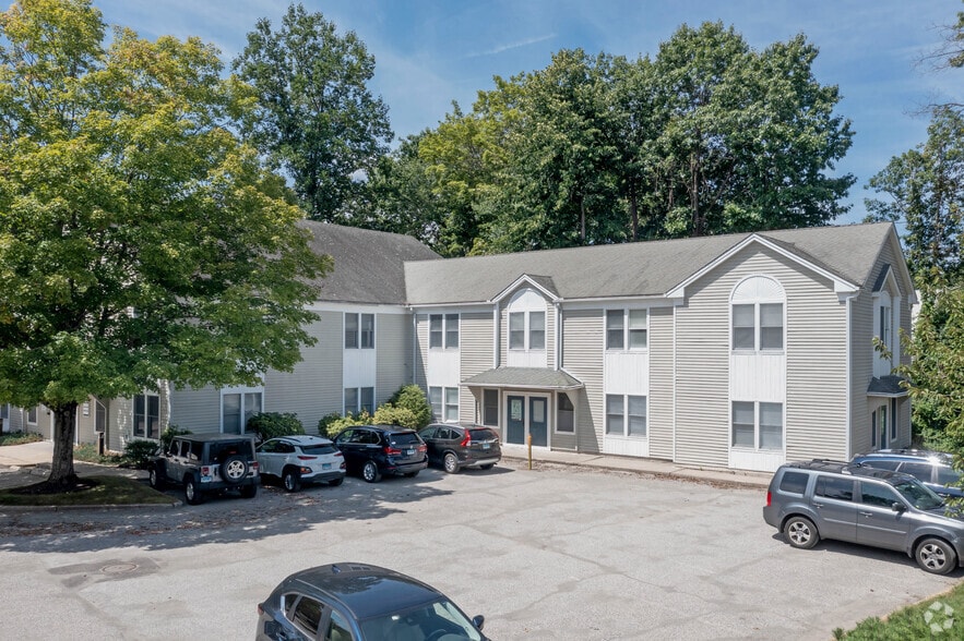 871 Ethan Allen Hwy, Ridgefield, CT for sale - Primary Photo - Image 1 of 5