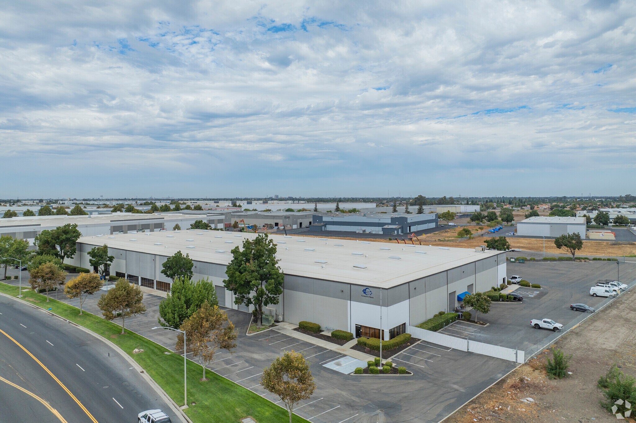 2610 Lycoming St, Stockton, CA à louer Aérien- Image 1 de 10