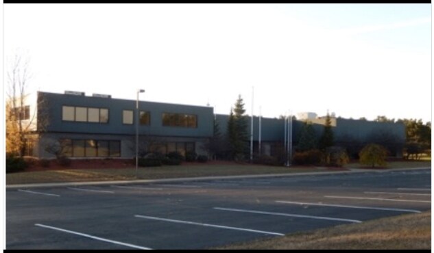 Plus de détails pour 115 Catamount Dr, Milton, VT - Industriel à louer