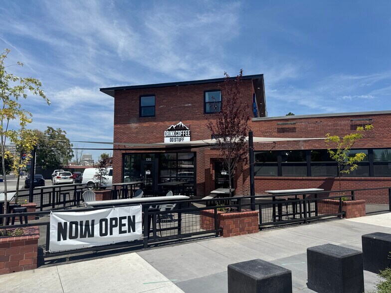 960 S Virginia St, Reno, NV à vendre - Photo du bâtiment - Image 2 de 34